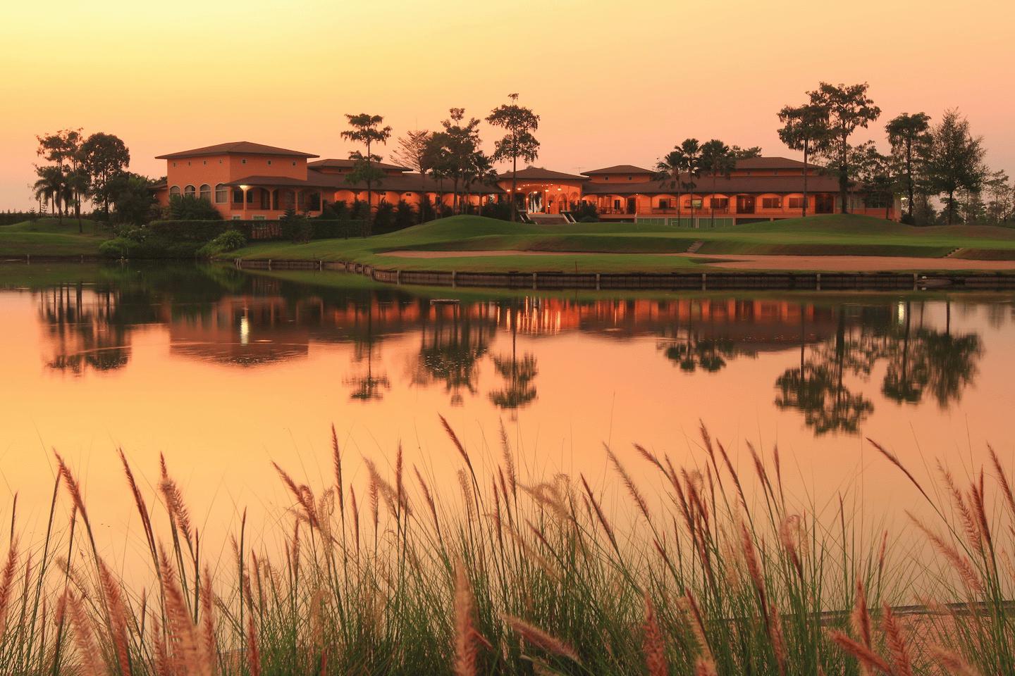 Hình ảnh sức hấp dẫn của golf Thái